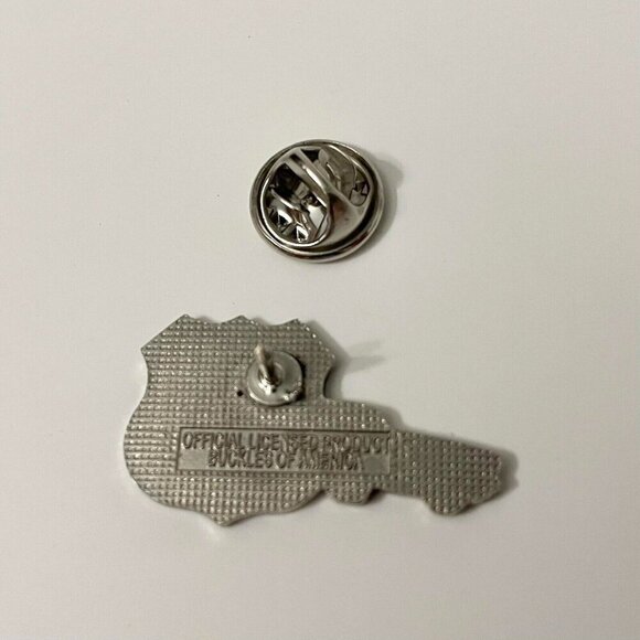 Vintage Route 66 Convertible Pin Buckles of America Pin - Picture 6 of 10